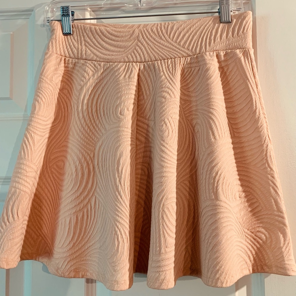 Charlotte Russe Textured Skater Skirt in Soft Pink